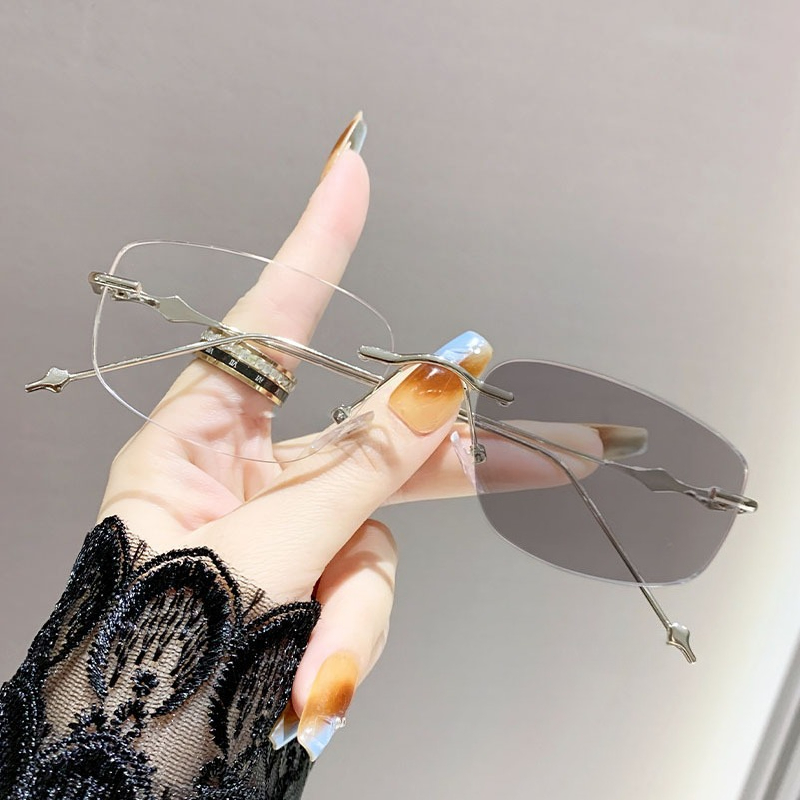 Fashionable Women's Photochrom – Women'S Fashion Glasses With Clear Lenses Bewertung und Preis